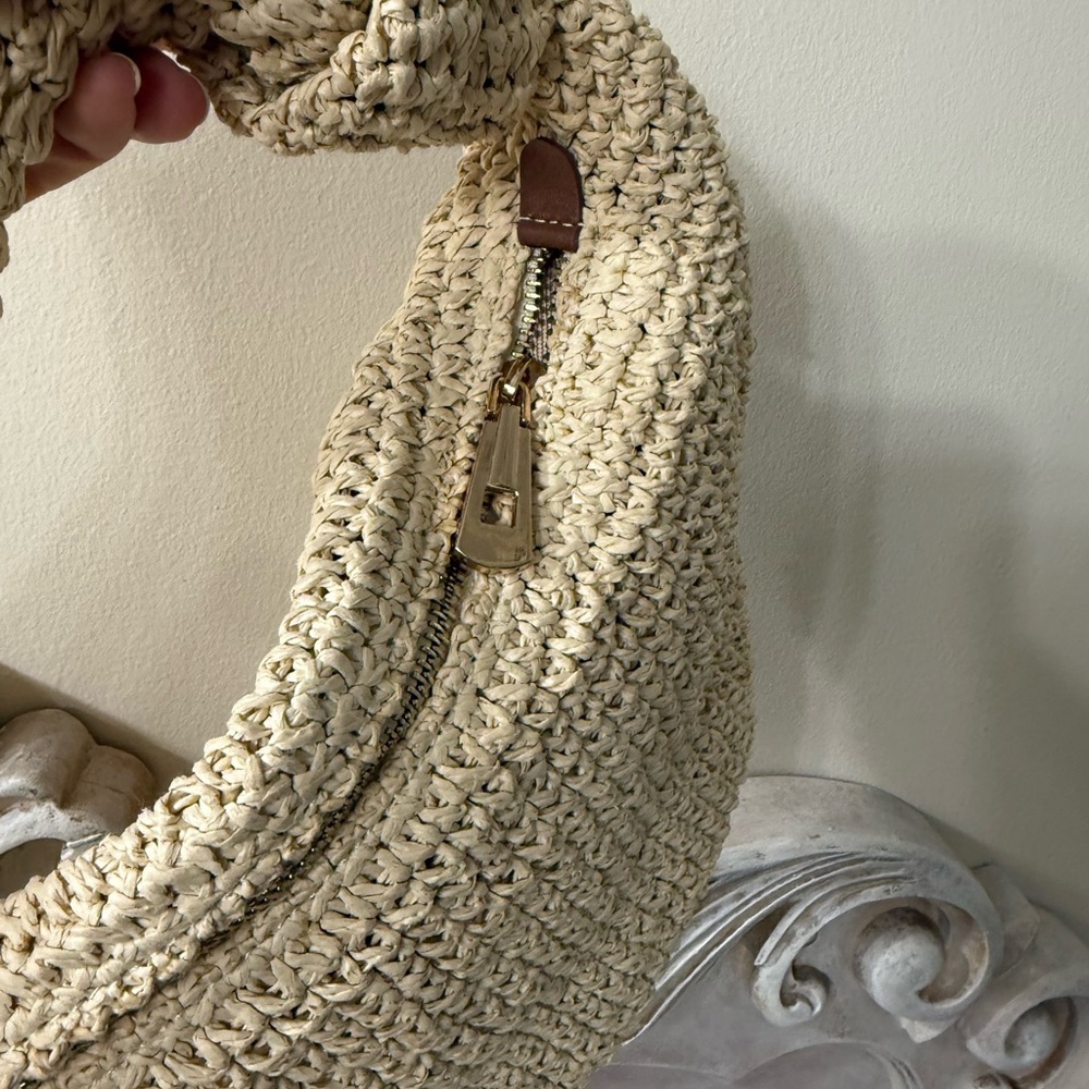 BTB Los Angeles Straw Raffia Lucia Knotted Hobo Bag - Picture 6 of 10